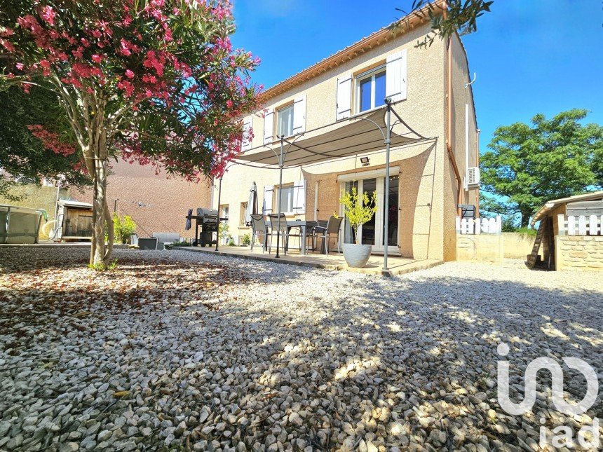 Maison 5 pièces de 90 m² à Pont-Saint-Esprit (30130)