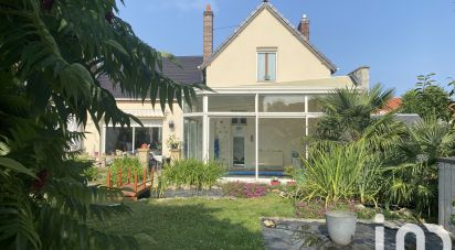 Maison traditionnelle 6 pièces de 158 m² à Sempigny (60400)