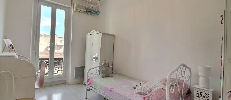 Apartment 4 rooms of 103 m² in Marseille (13007)