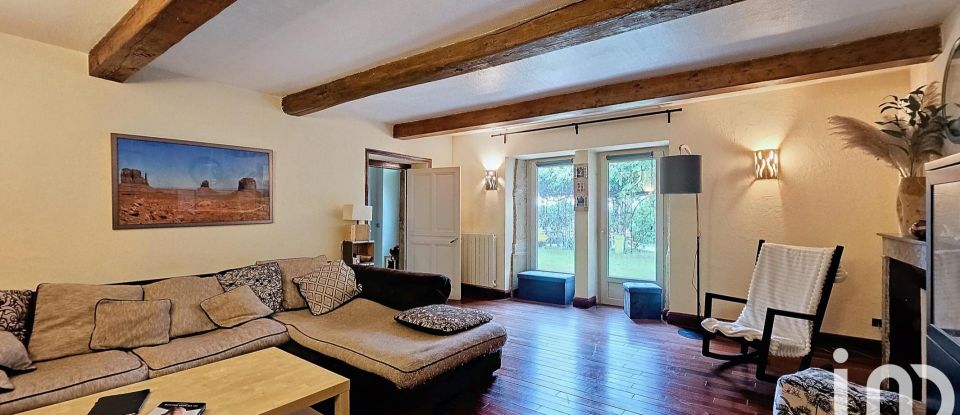 Maison 10 pièces de 277 m² à Roussillon (38150)