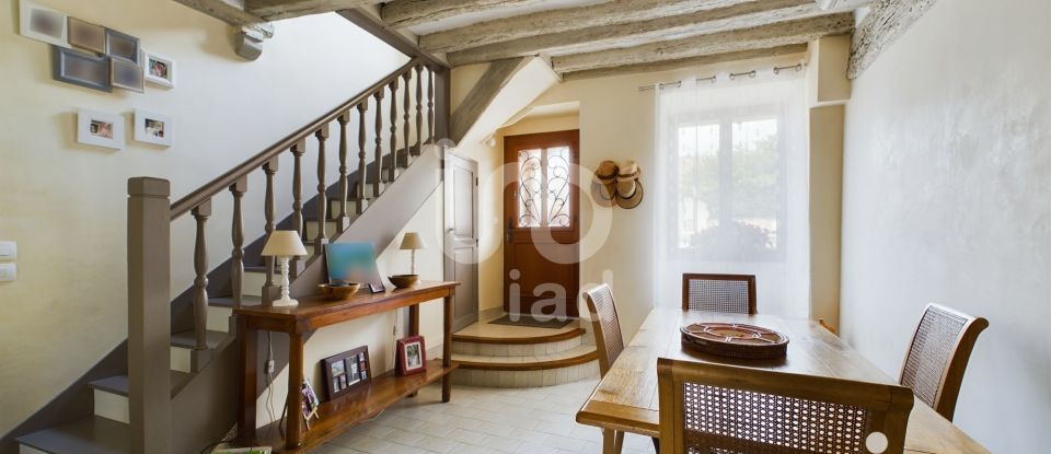 Town house 4 rooms of 117 m² in Le Châtelet-en-Brie (77820)