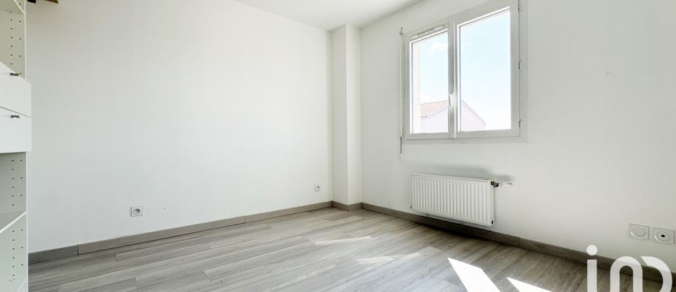 Town house 4 rooms of 91 m² in Saint-Just-Saint-Rambert (42170)