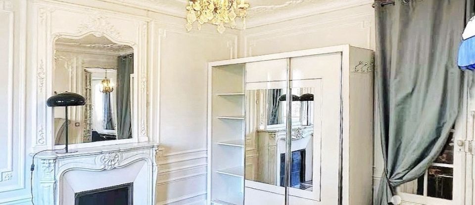 Appartement 4 pièces de 108 m² à Paris (75007)