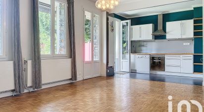 Appartement 4 pièces de 82 m² à Nantes (44100)