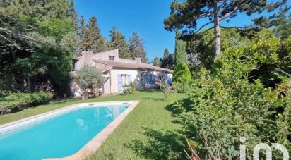 House 6 rooms of 127 m² in Loriol-du-Comtat (84870)