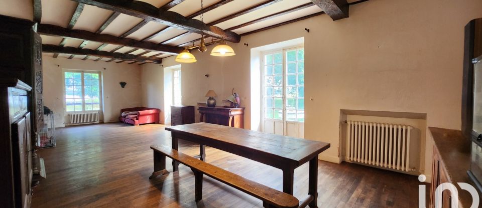 Traditional house 11 rooms of 350 m² in Aïcirits-Camou-Suhast (64120)