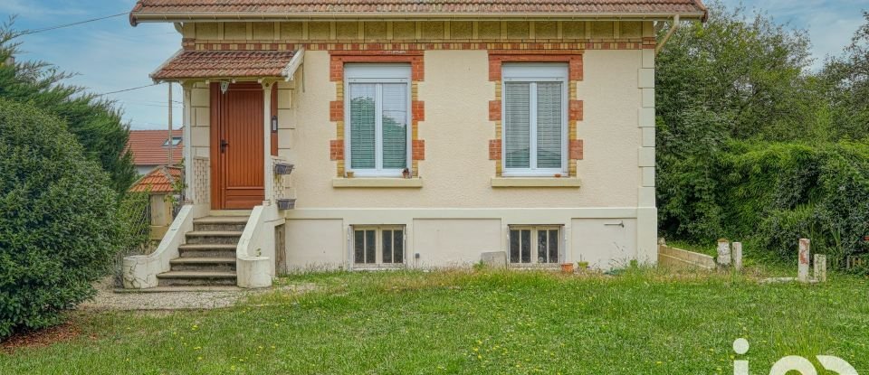 Maison traditionnelle 4 pièces de 87 m² à Dammarie-les-Lys (77190)