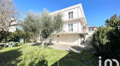 Maison traditionnelle 10 pièces de 186 m² à Carcassonne (11000)