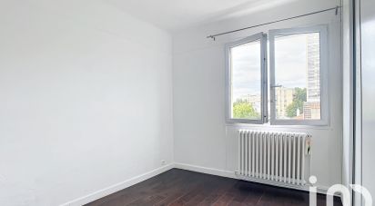 Appartement 3 pièces de 52 m² à Courbevoie (92400)