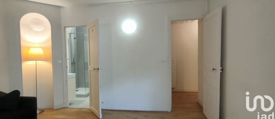 Appartement 2 pièces de 34 m² à Paris (75012)