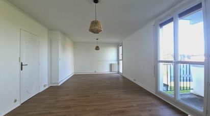 Appartement 4 pièces de 84 m² à Pau (64000)