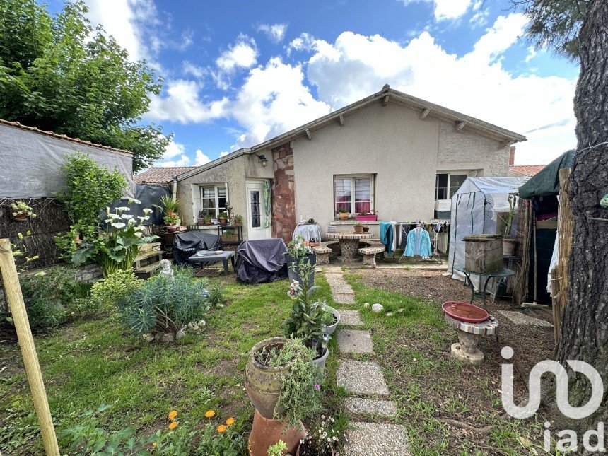 Vente Maison 56m² 3 Pièces à Angles (85750) - Iad France