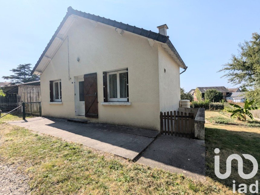 Maison 3 pièces de 45 m² à Montaigut-le-Blanc (23320)