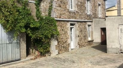 House 5 rooms of 119 m² in Gouville-sur-Mer (50200)