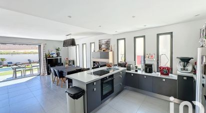 Maison 4 pièces de 123 m² à Balaruc-le-Vieux (34540)