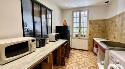 Appartement 4 pièces de 60 m² à Collobrières (83610)