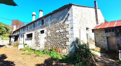 Traditional house 14 rooms of 500 m² in Saint-Michel-de-Fronsac (33126)