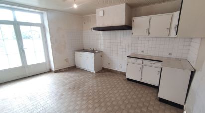 Maison 3 pièces de 48 m² à Persac (86320)