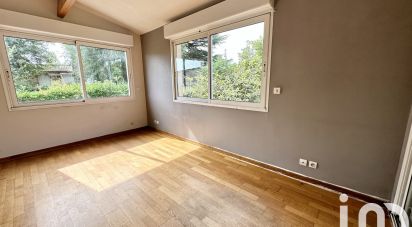 House 6 rooms of 100 m² in Palaiseau (91120)