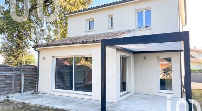 Maison traditionnelle 5 pièces de 121 m² à Eysines (33320)