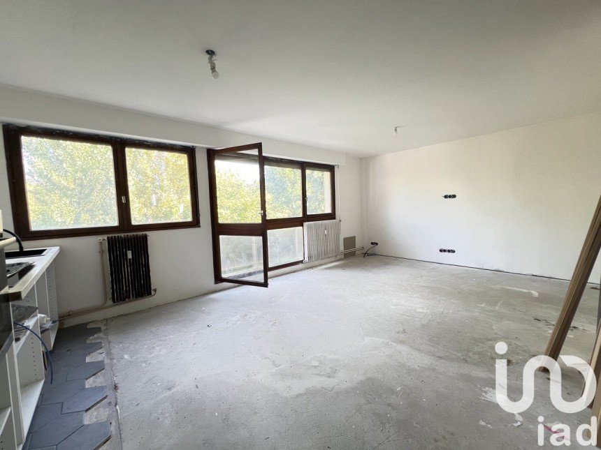 Apartment 2 rooms of 49 m² in Laxou (54520)