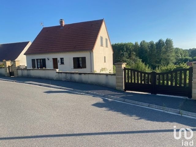 House 5 rooms of 125 m² in Attichy (60350)