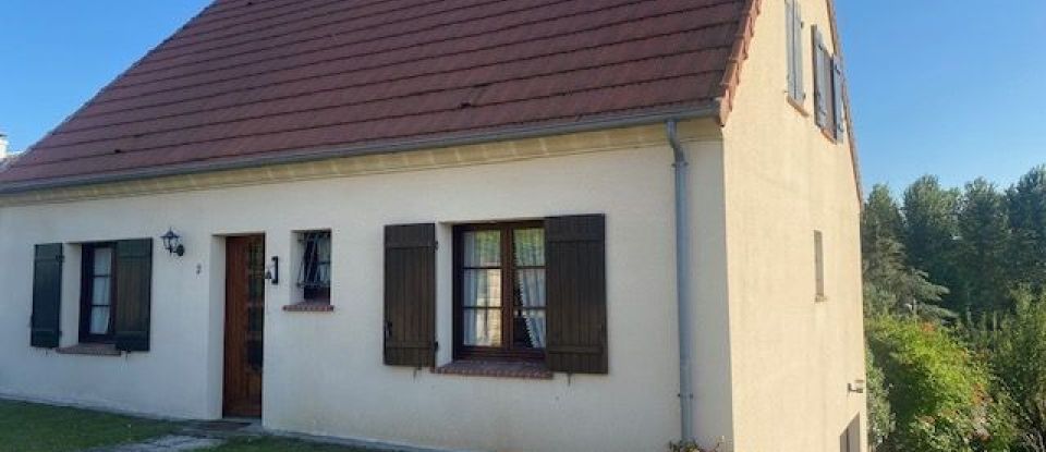 House 5 rooms of 125 m² in Attichy (60350)