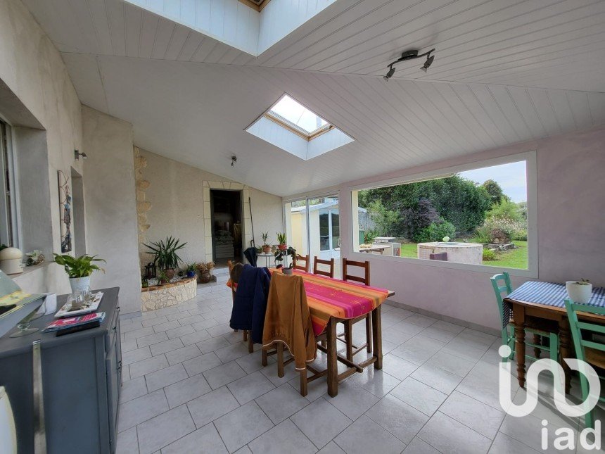 Maison de campagne 5 pièces de 165 m² à Lhomme (72340)