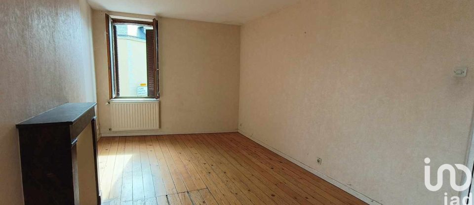 Town house 6 rooms of 157 m² in Petit-Mars (44390)