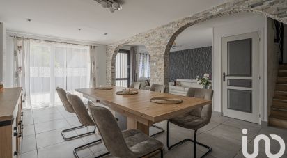 Maison traditionnelle 6 pièces de 142 m² à Voreppe (38340)