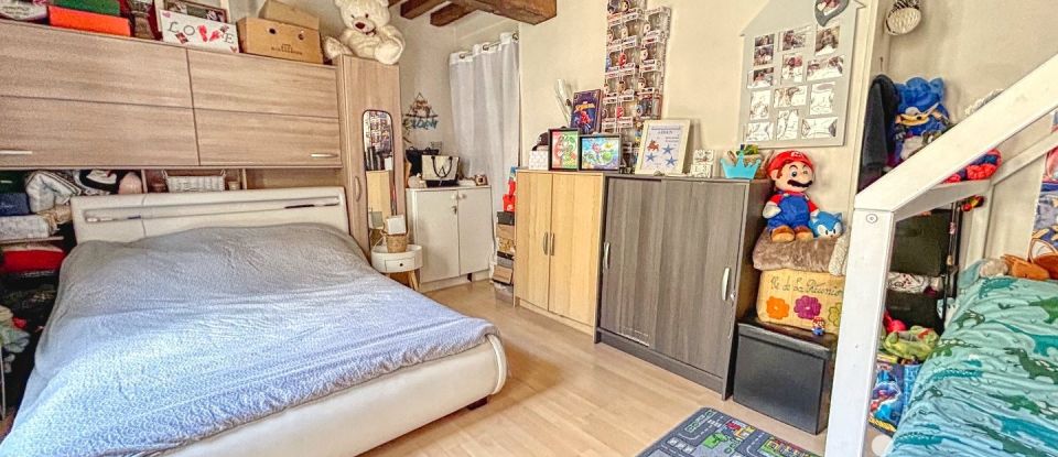 Appartement 8 pièces de 111 m² à Gisors (27140)