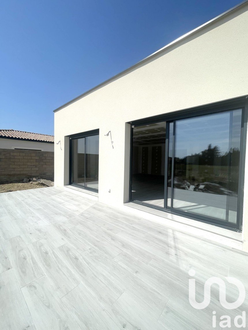 Maison 4 pièces de 115 m² à Sallèles-d'Aude (11590)