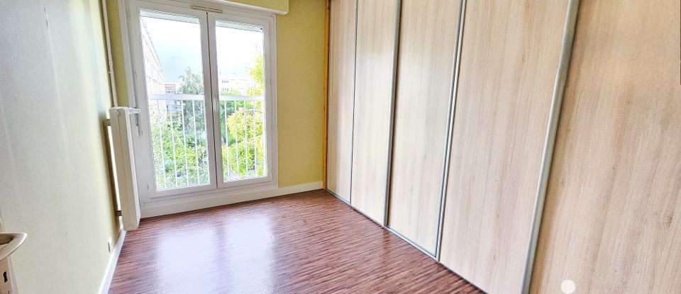 Appartement 5 pièces de 93 m² à Chartres (28000)