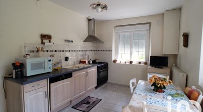 Maison 5 pièces de 130 m² à Briosne-lès-Sables (72110)