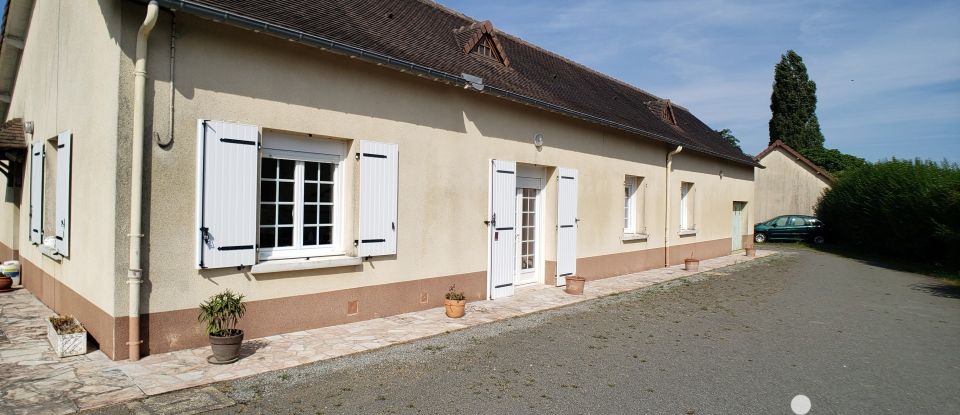 Maison 5 pièces de 130 m² à Briosne-lès-Sables (72110)