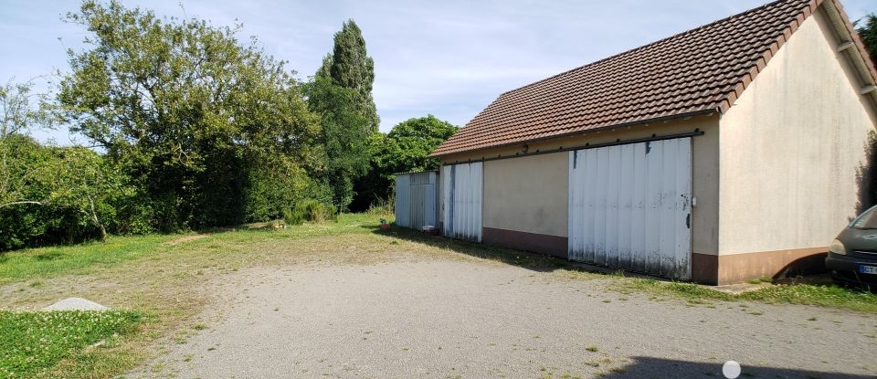 Maison 5 pièces de 130 m² à Briosne-lès-Sables (72110)