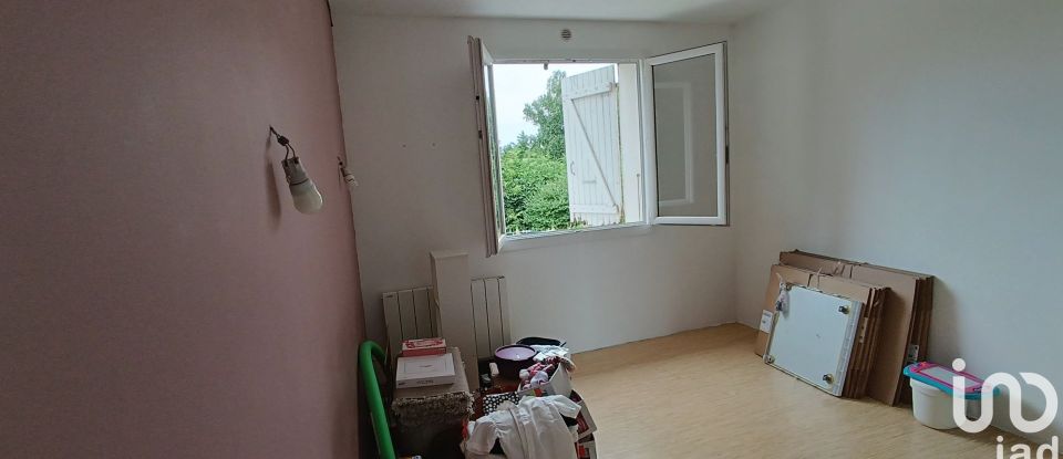 House 5 rooms of 133 m² in Lemps (07610)