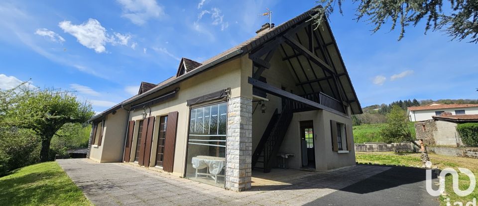 Maison 5 pièces de 119 m² à Saint-Parthem (12300)