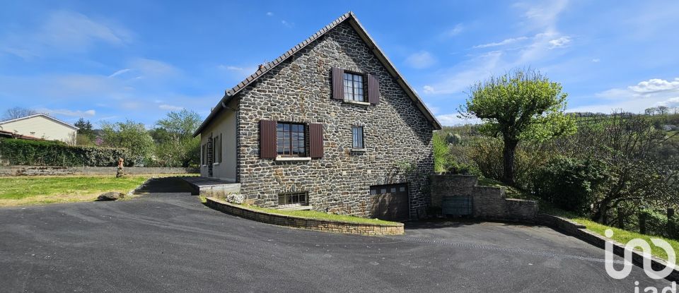 Maison 5 pièces de 119 m² à Saint-Parthem (12300)