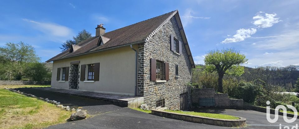 Maison 5 pièces de 119 m² à Saint-Parthem (12300)