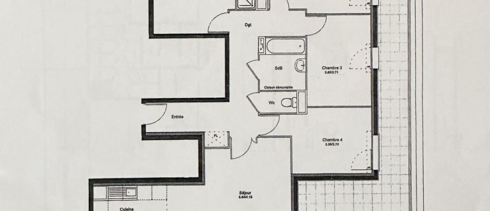 Appartement 5 pièces de 88 m² à Trappes (78190)