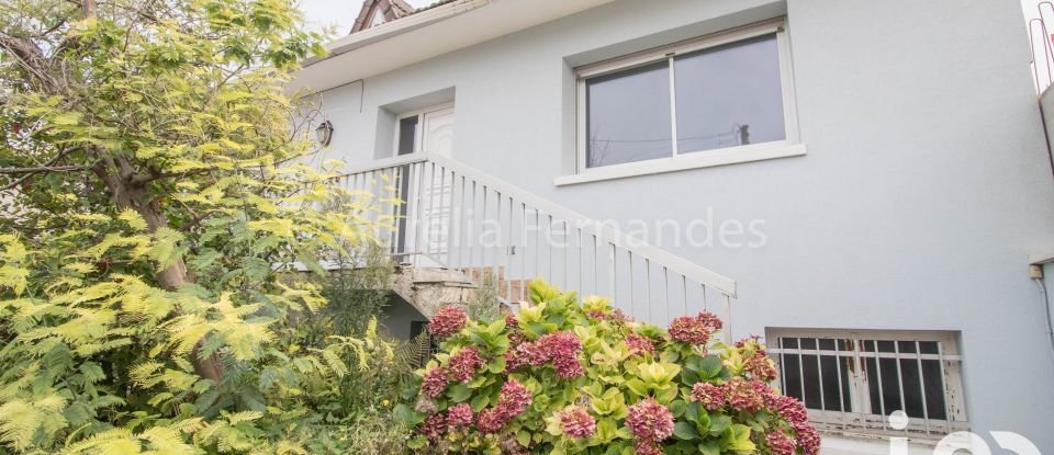 House 6 rooms of 156 m² in Chennevières-sur-Marne (94430)