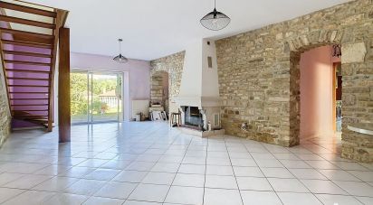 Maison 7 pièces de 248 m² à Chaumont (52000)