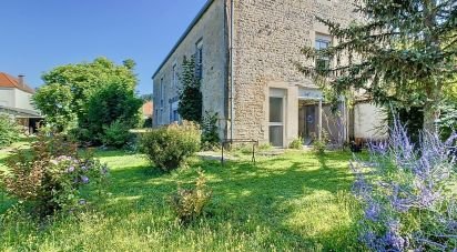 House 7 rooms of 248 m² in Chaumont (52000)