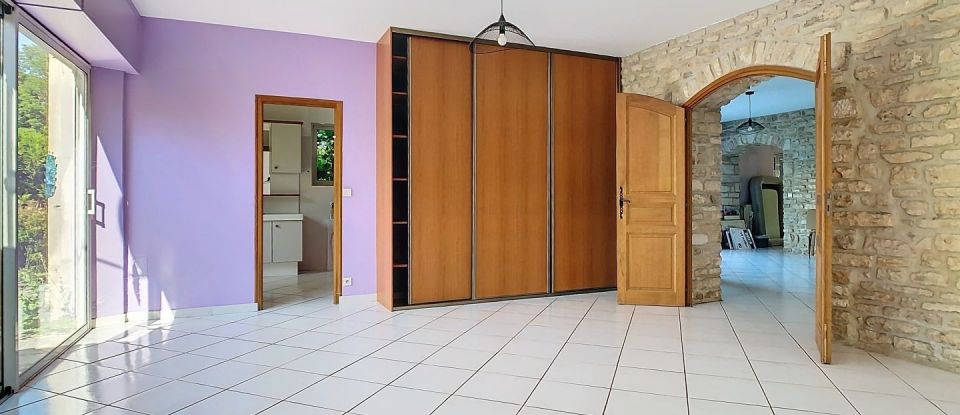 Maison 7 pièces de 248 m² à Chaumont (52000)