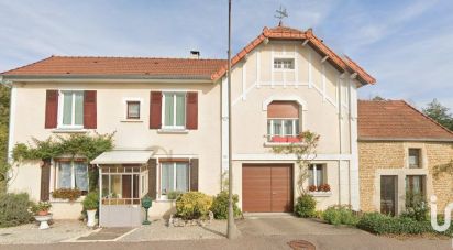 House 6 rooms of 140 m² in Rolampont (52260)