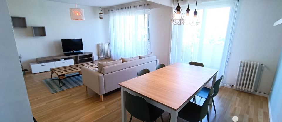 Appartement 4 pièces de 79 m² à La Roche-sur-Yon (85000)