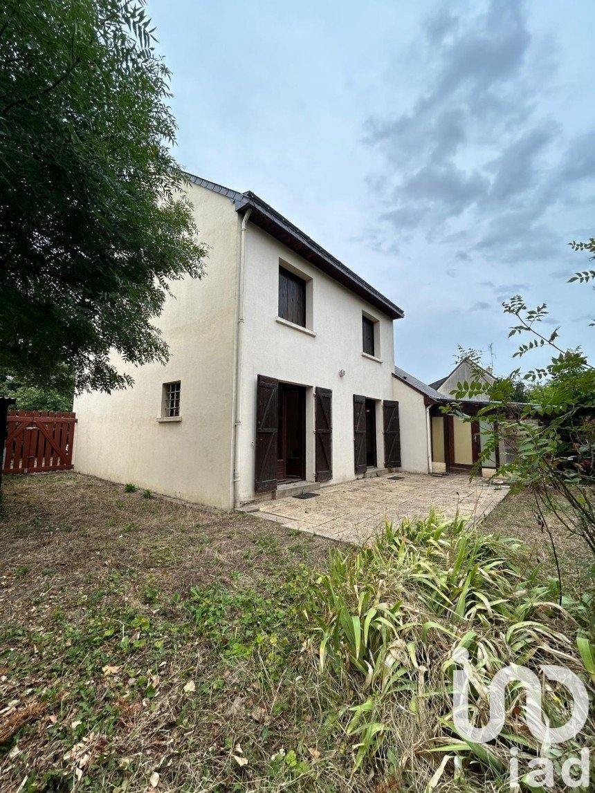 Maison traditionnelle 6 pièces de 130 m² à Angers (49000)