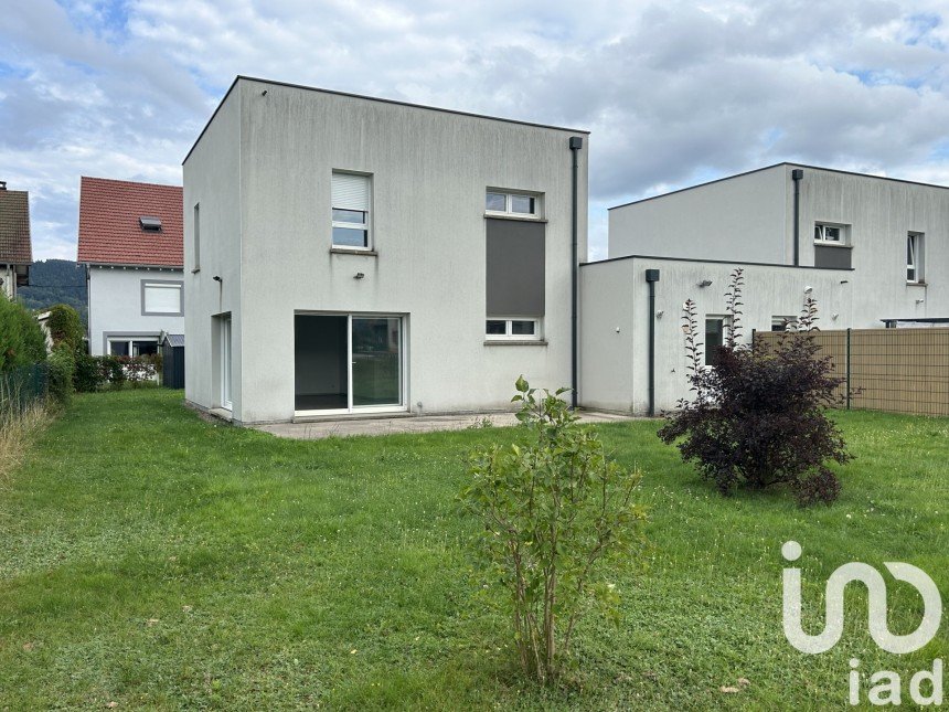 Maison 5 pièces de 104 m² à Anould (88650)