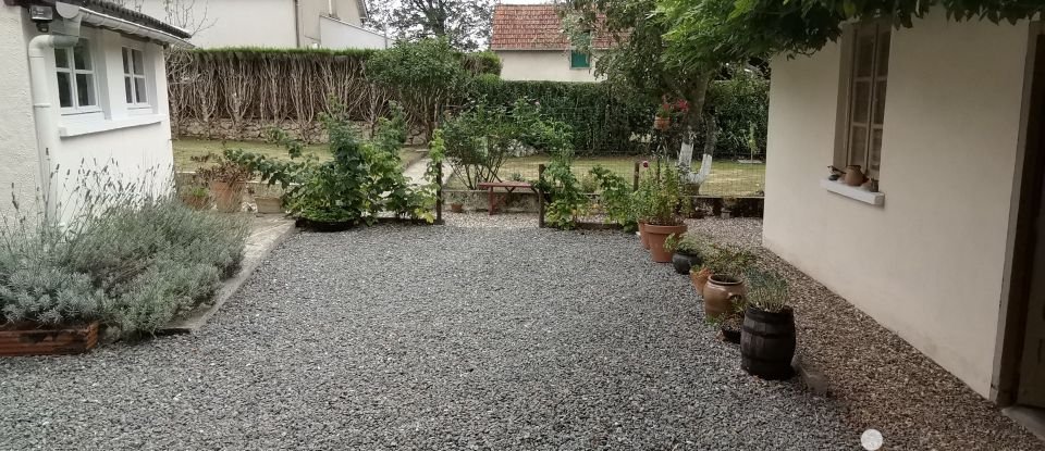 Maison 6 pièces de 120 m² à Luzeret (36800)